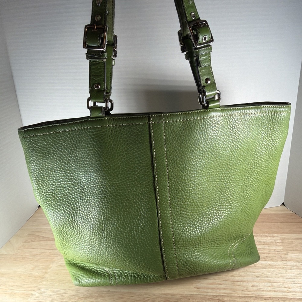 Vintage Coach Hamilton Large Green Pebbled Leather Tote, Handbag F13083 - Picture 4 of 16